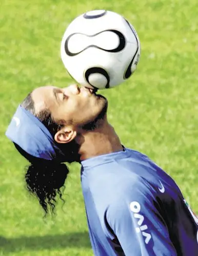 而法蒂则以 而法蒂则以